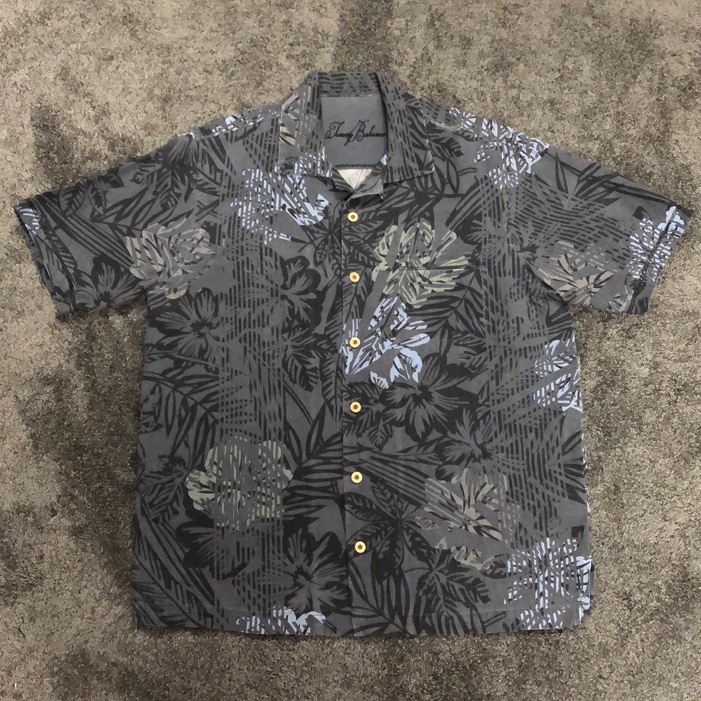 Men’s Tommy Bahama silk shirt